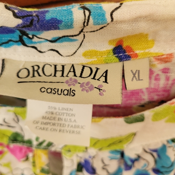 Floral Linen blouse - Picture 2 of 4